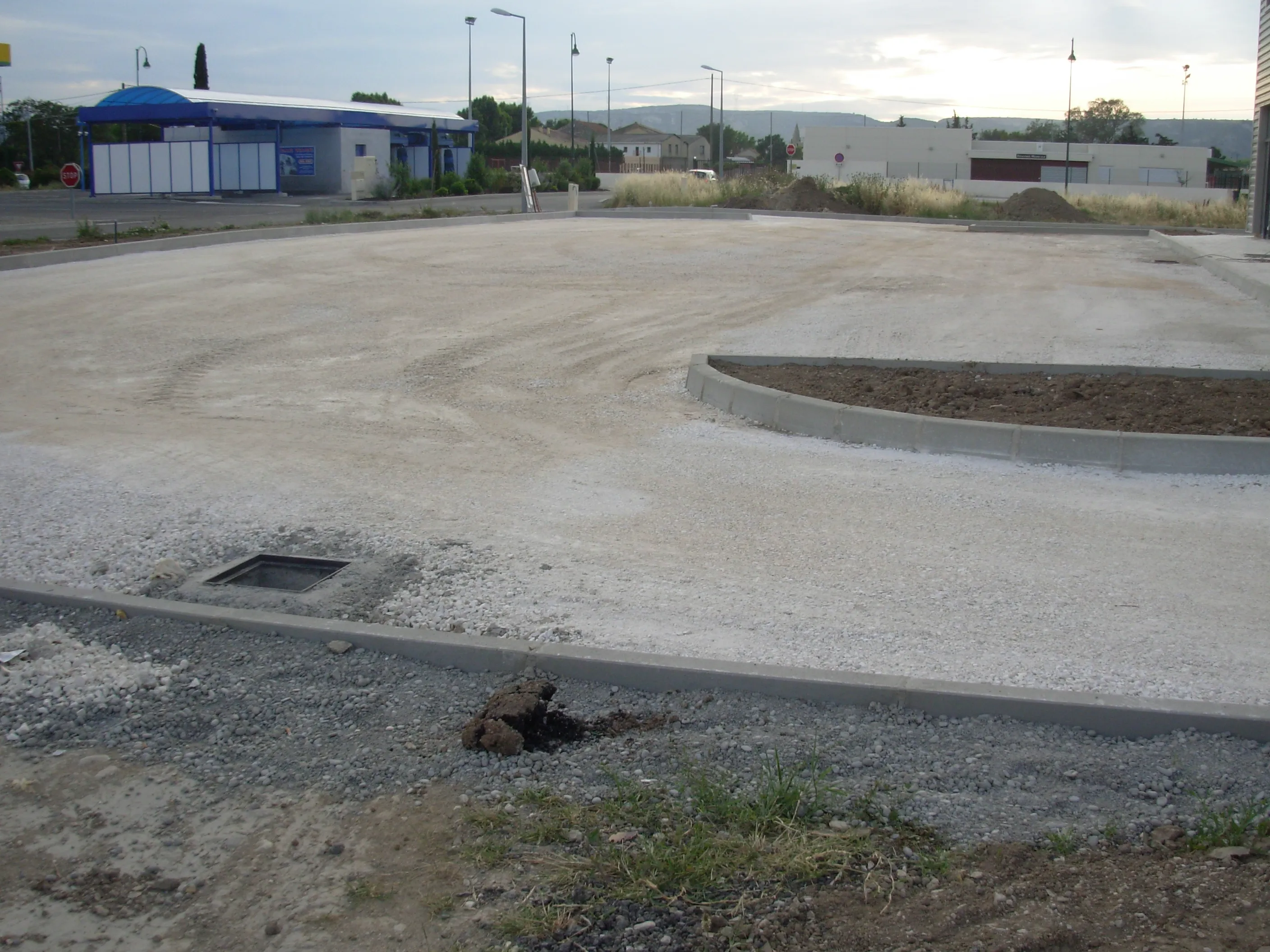 Travaux de terrassement et aménagement de terrain