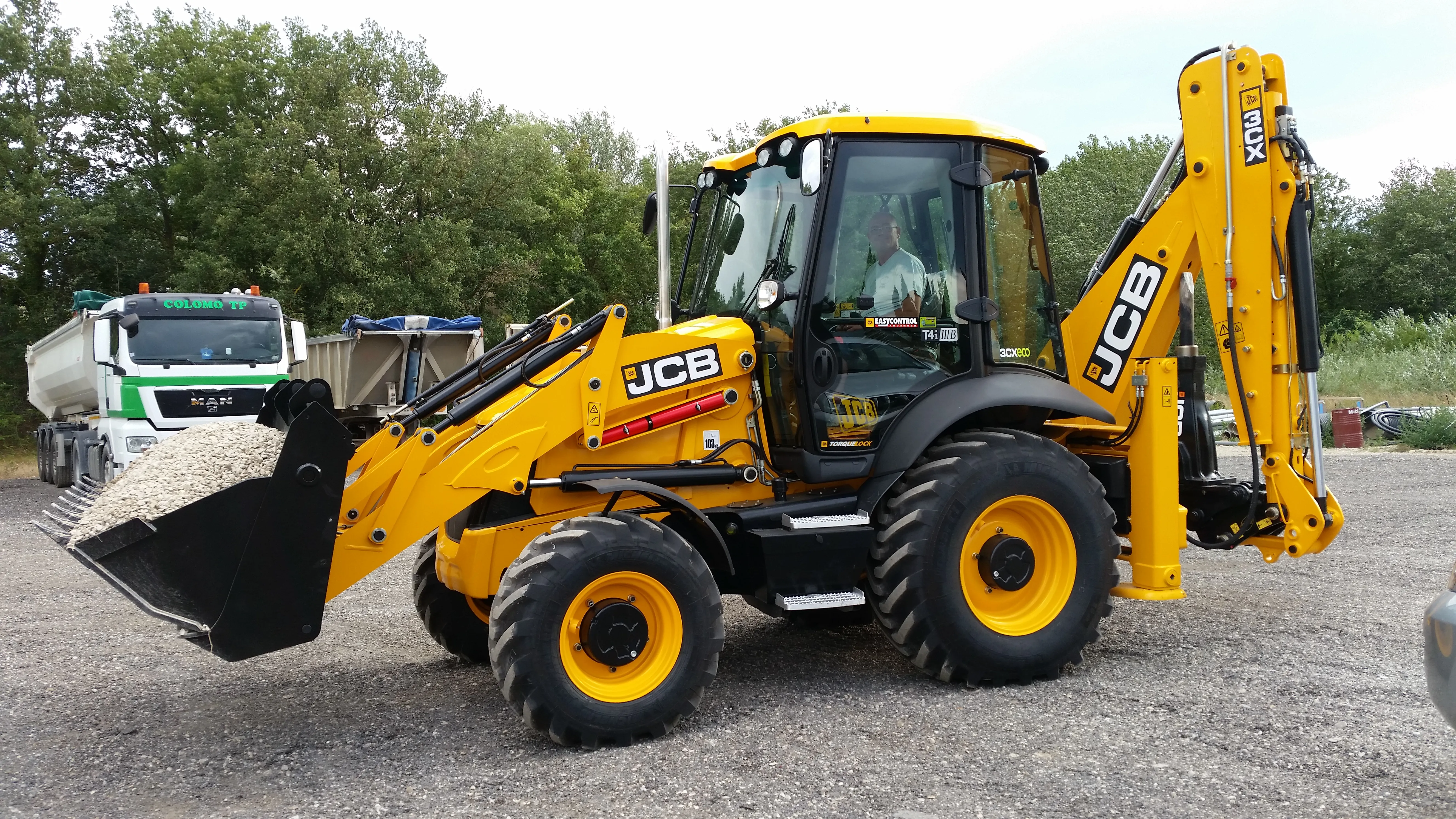 Engins de chantier Colomo